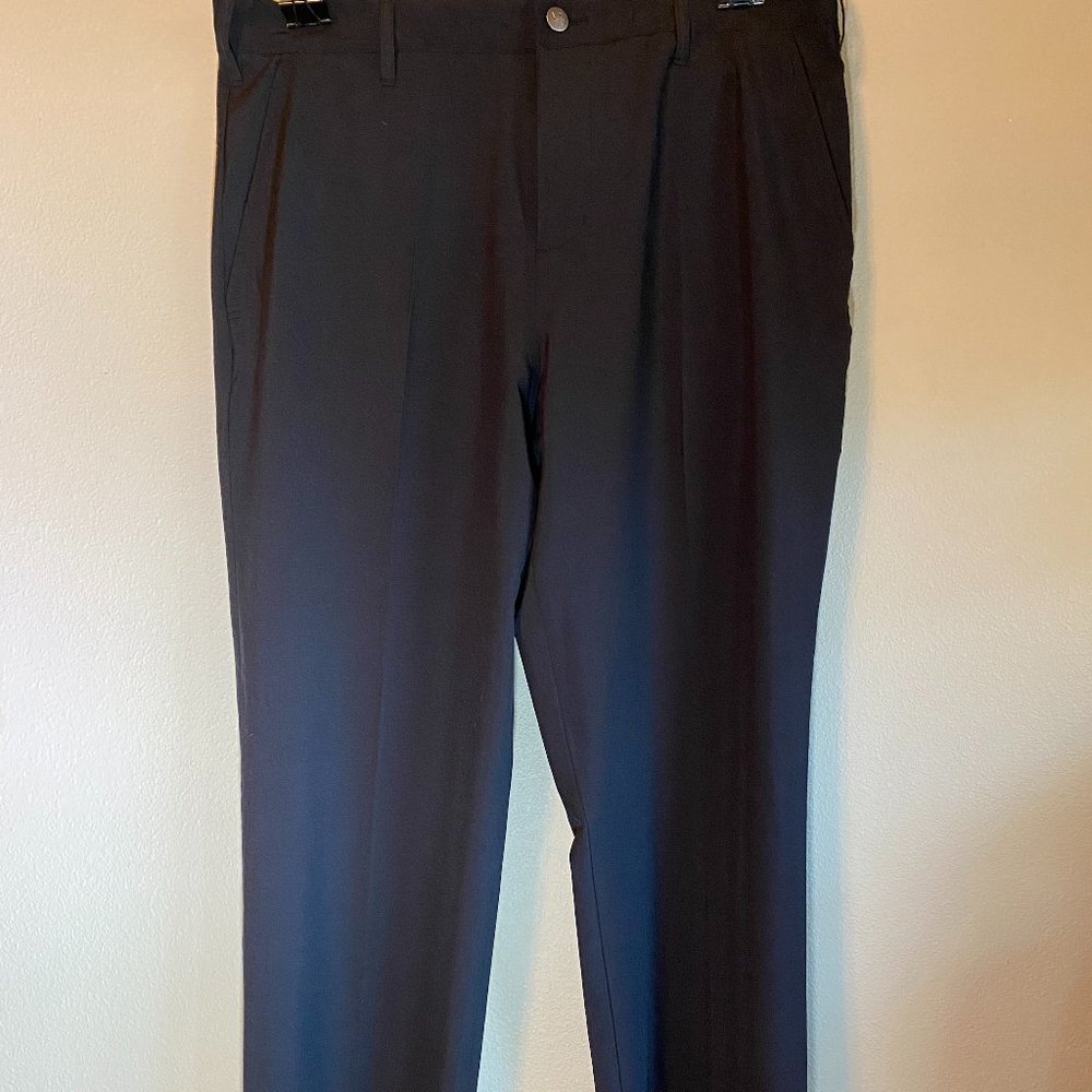 Short Par 4 Golf Pants